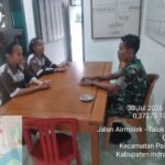 Babinsa Koramil 04/Pasir Penyu Berikan Arahan Kedisiplinan kepada Peserta Magang di Desa Candirejo IMG-20260730-WA0017