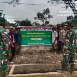 Babinsa Koramil 04/PP Serma Suriman Beserta Rekan-rekan Babinsa Rutin Melaksanakan Patroli Karhutla di Wilayah Binaan Guna Cegah Kebakaran IMG-20260928-WA0008