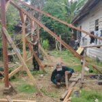 Babinsa Koramil 04/PP Laksanakan Komsos Bersama Anak Pramuka, Tanamkan Kesadaran Lingkungan Sejak Dini IMG-20261009-WA0012